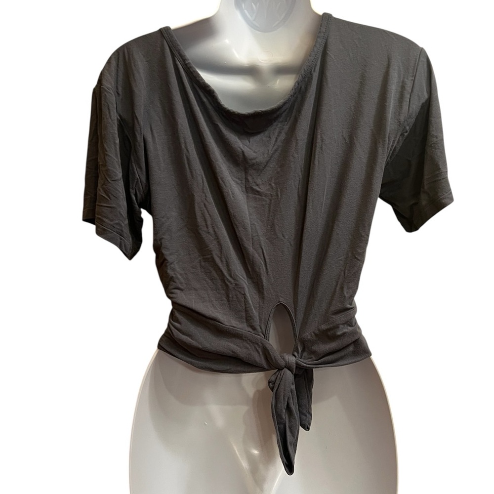 Victoria’s Secret Gray twist front crop Women's Top size S - Picture 2 of 3